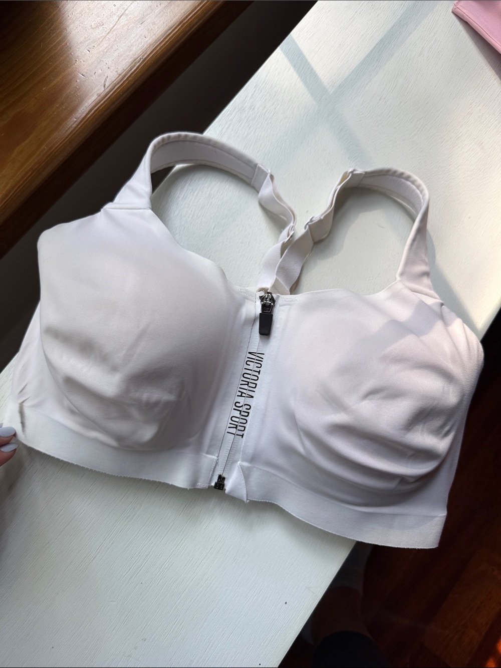 Victoria's Secret White Front-Zip - Knockout Sports Bra